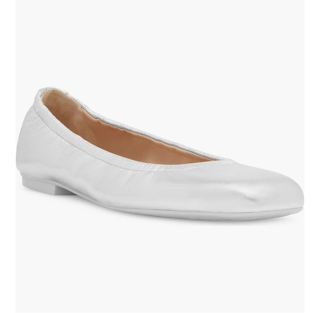 Stuart Weitzman Women's Silver Leather
Square Toe Ballet Flats